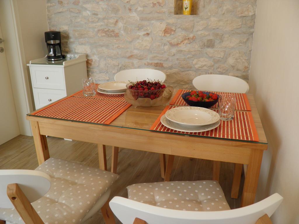 Apartments Vanesa Pula Dış mekan fotoğraf